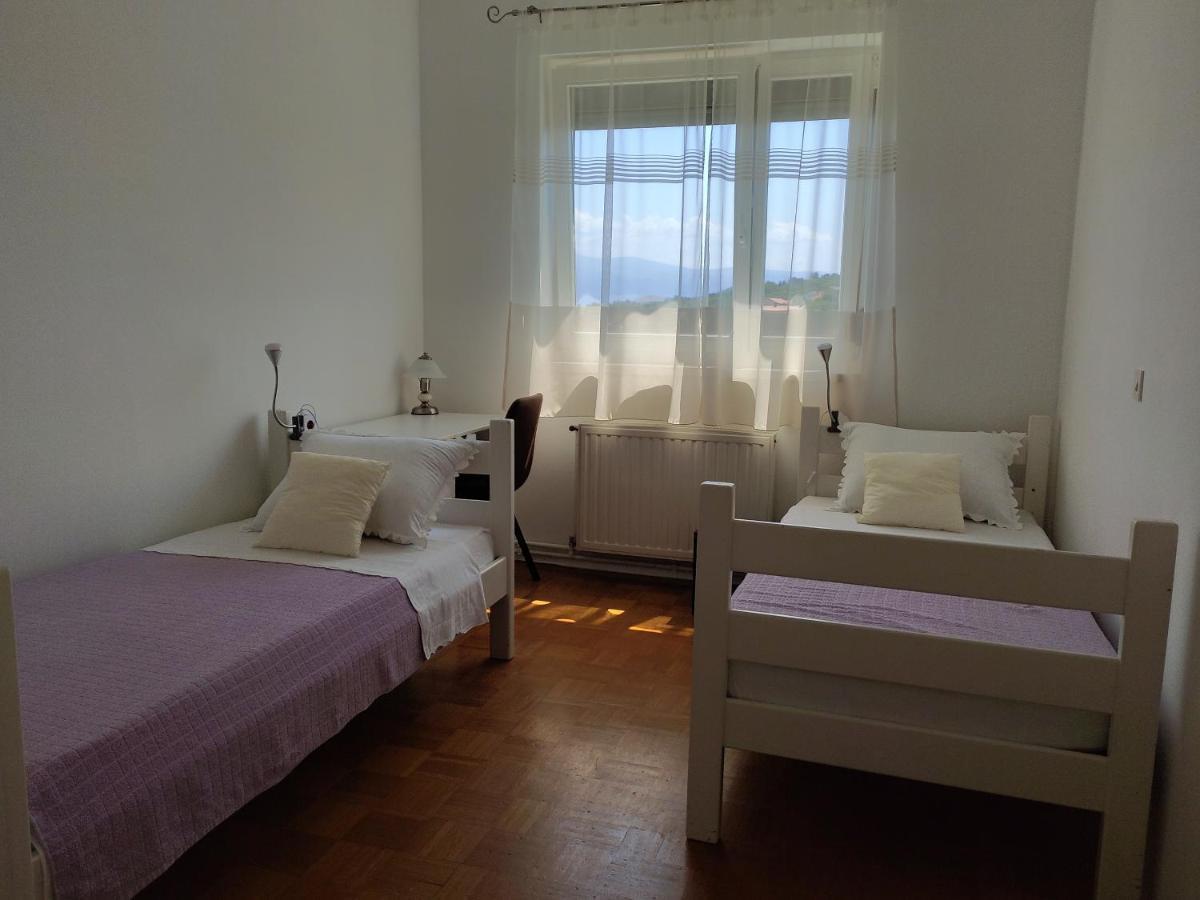 Apartman Borna Vrbnik  Εξωτερικό φωτογραφία