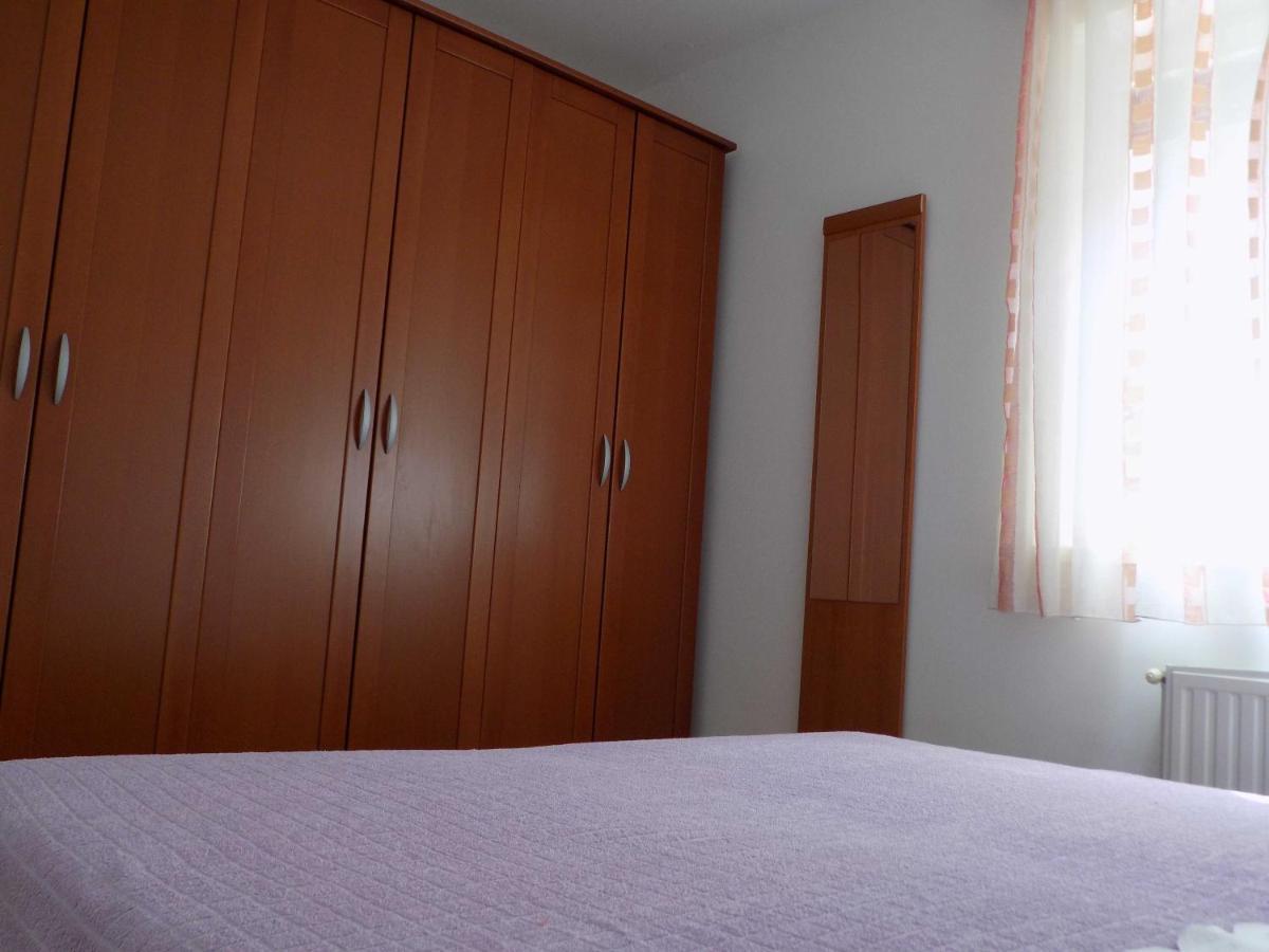 Apartman Borna Vrbnik  Εξωτερικό φωτογραφία